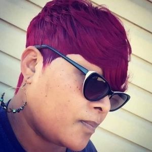 Meet your Posher, Erica